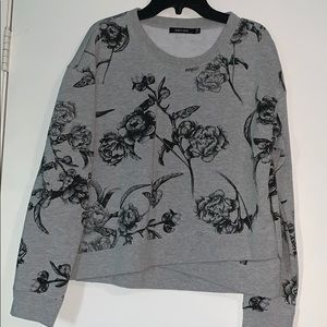 Gray flower sweater very good material